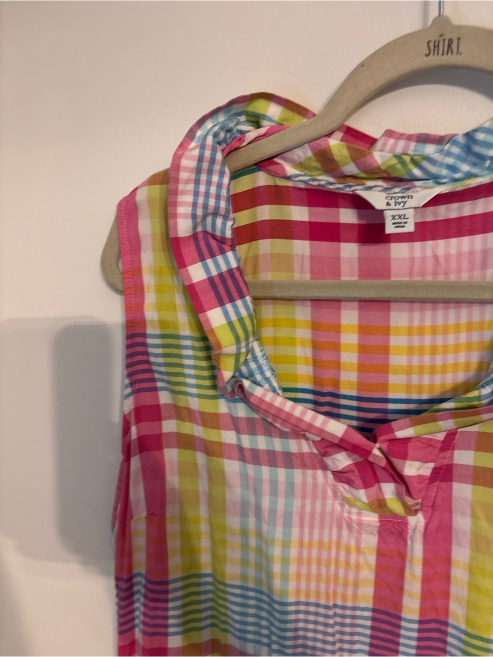 crown & ivy Plaid Ruffle Collar Sleeveless Top